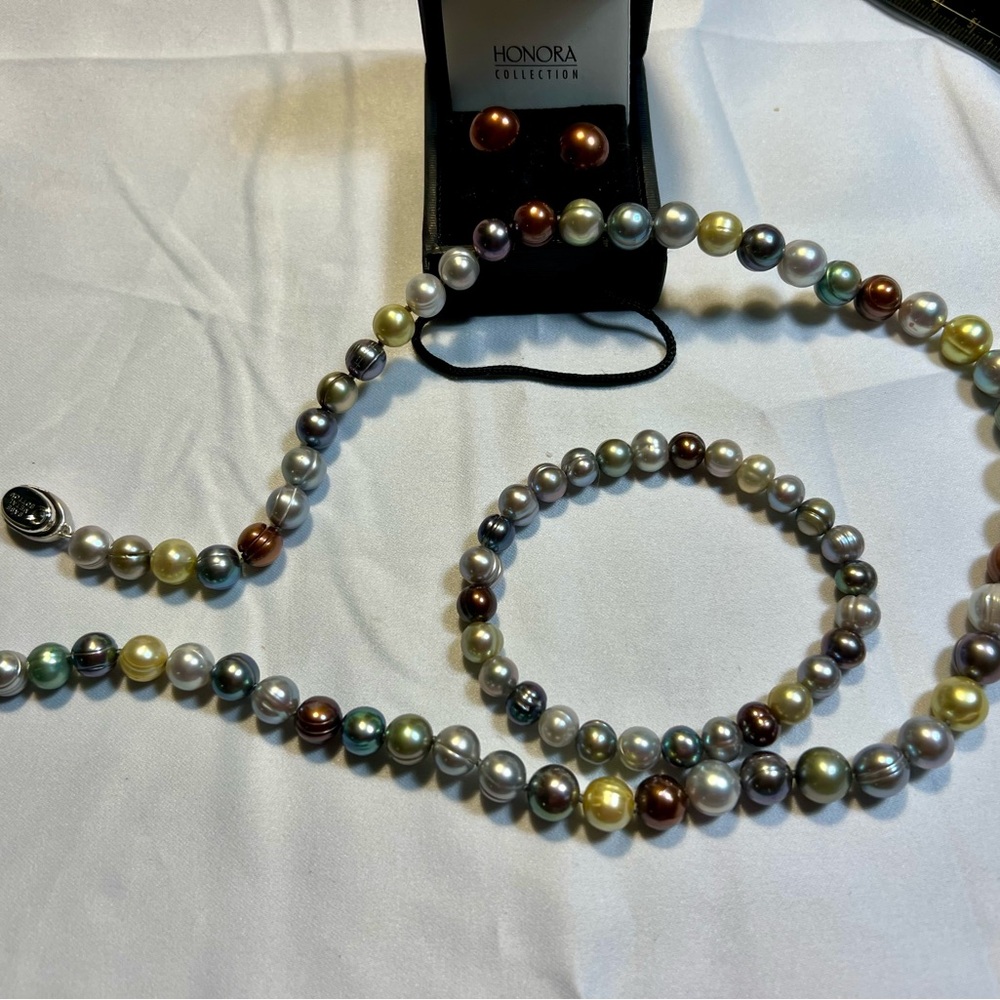 Multicolor Cultured Pearl Jewelry Set by Honora Collection. Read the description - Picture 13 of 16